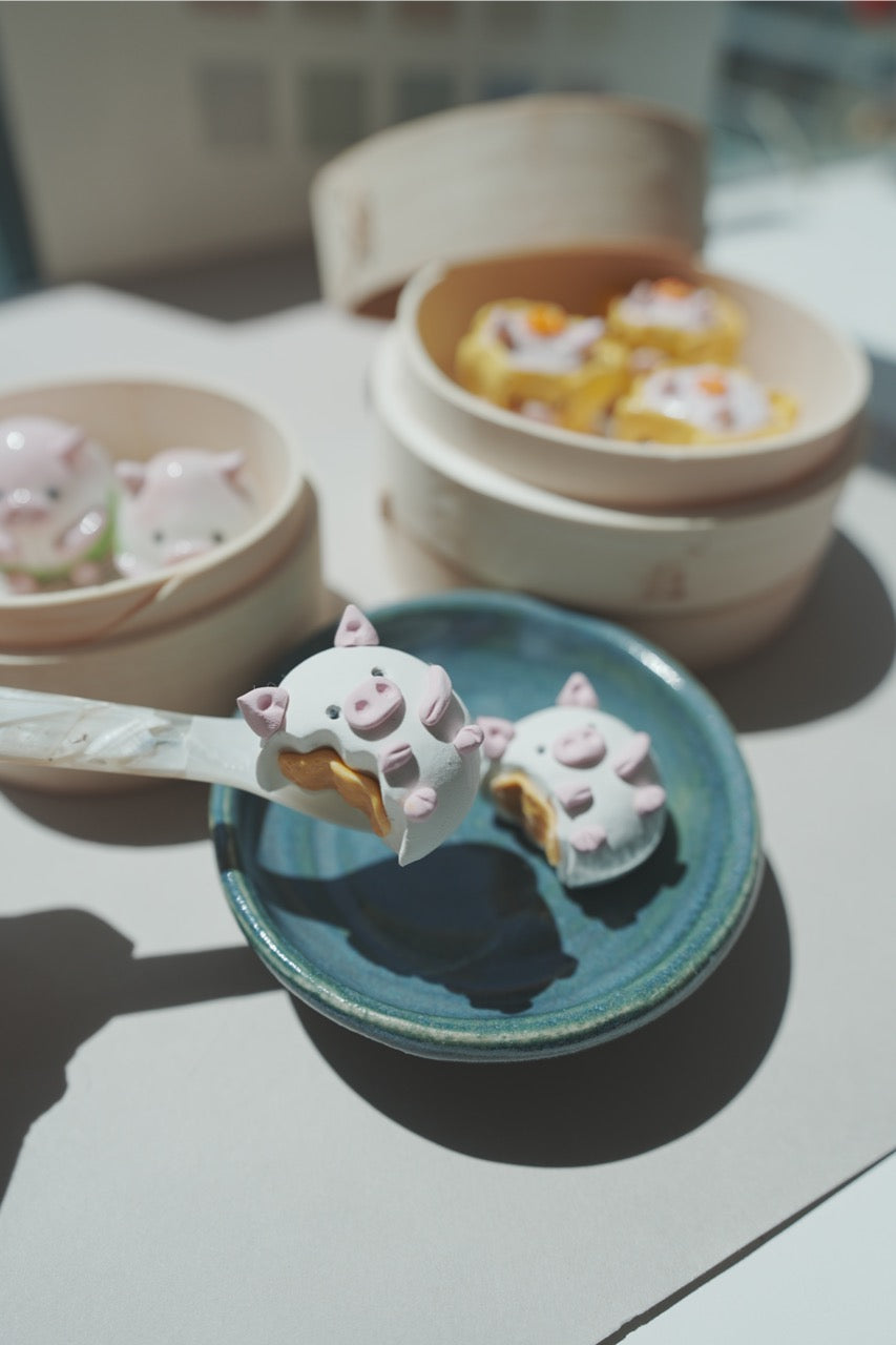 Salted Pig Bun Oink Oink Desk Friend