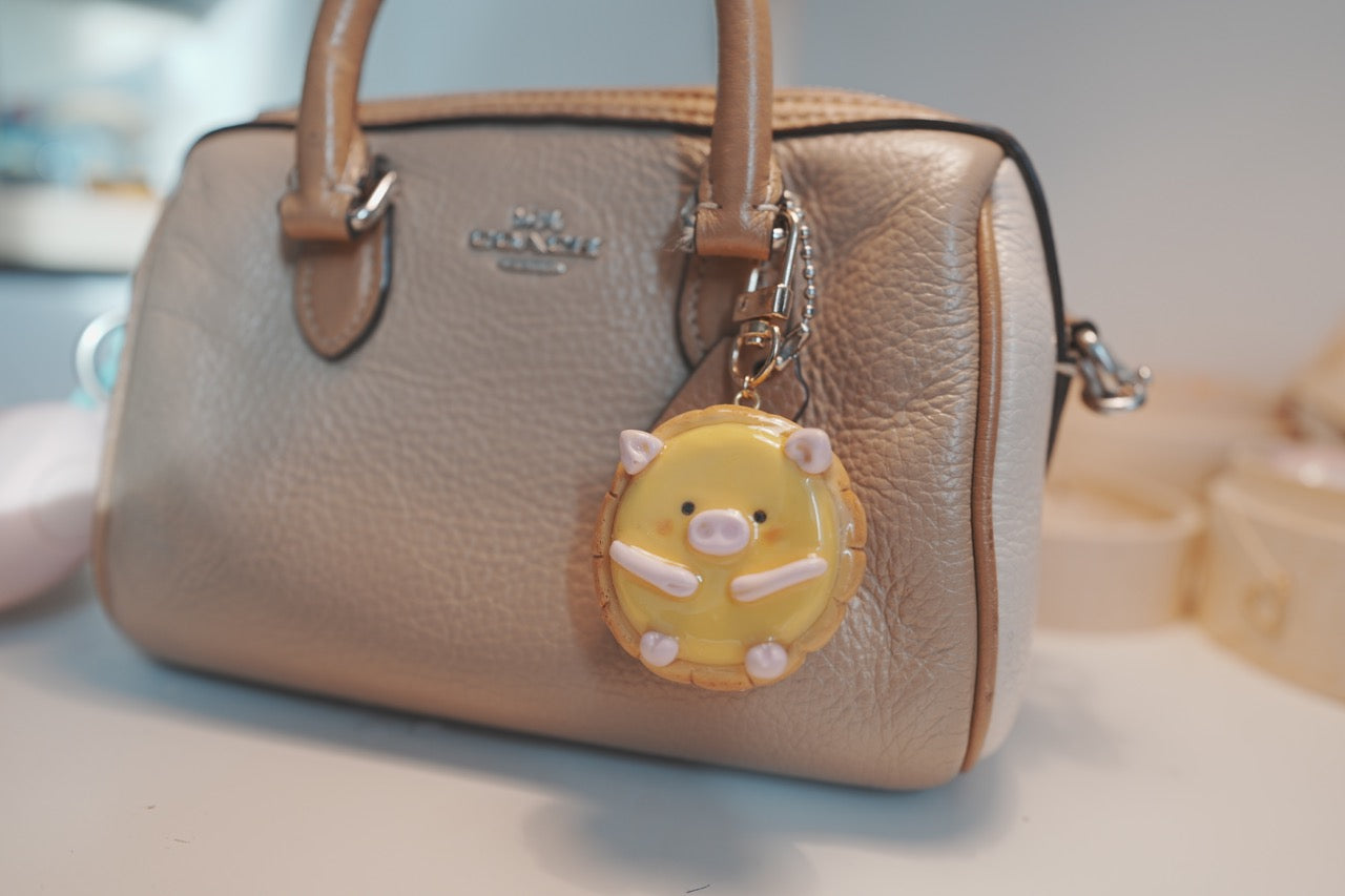 Egg Tart Oink Oink Desk Friend